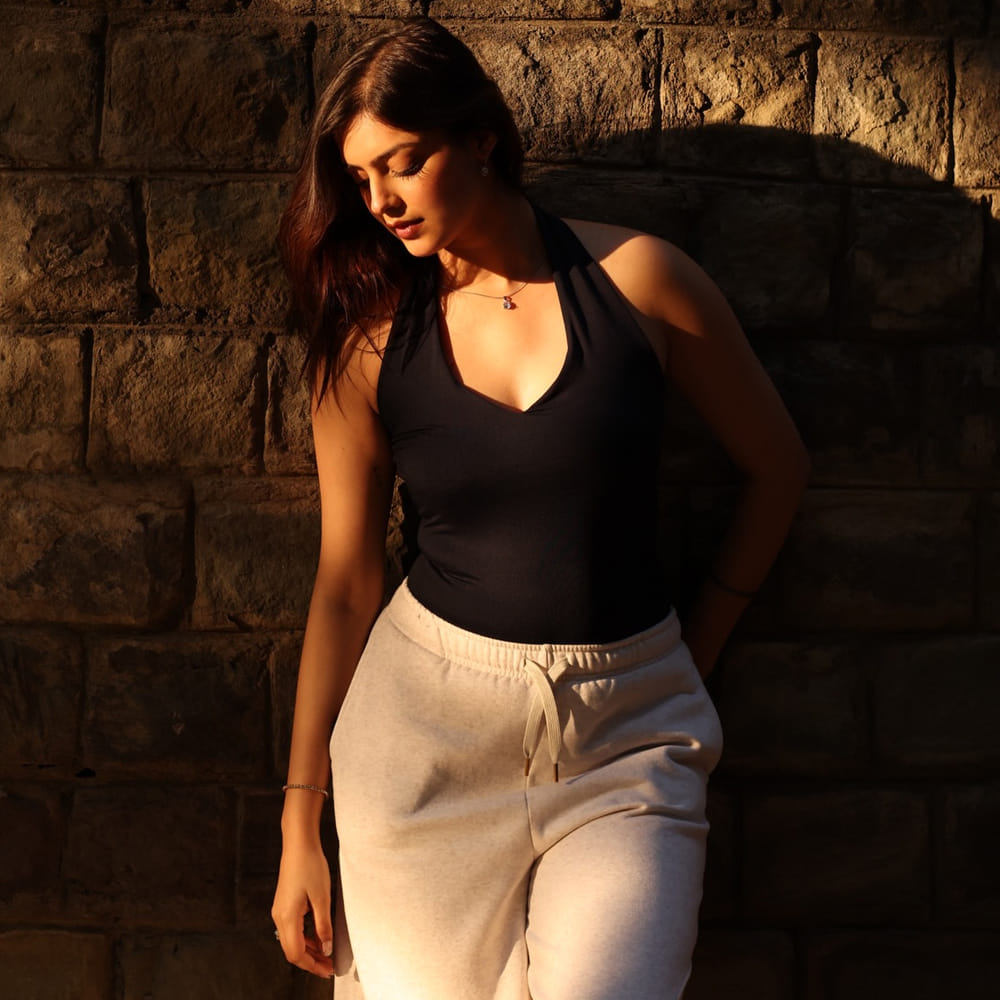 ఒకప్పుడు సినిమాలో హీరోయిన్గా అడుగుపెట్టాలంటే.. ఎన్నో రికమెండేషన్లు, ఫోటోషూట్స్, షార్ట్ ఫిలిమ్స్.. ఇలా ఒకటేమిటి ఆ లెక్కే వేరు. అయితే ఇప్పుడు సోషల్ మీడియాలో యాక్టివ్గా ఉంటే చాలు.. దర్శకనిర్మాతలు ఆ ఇన్స్టా ప్రొఫైల్ చూసి డైరెక్ట్గా హీరోయిన్గా ఎంపిక చేసేస్తున్నారు.