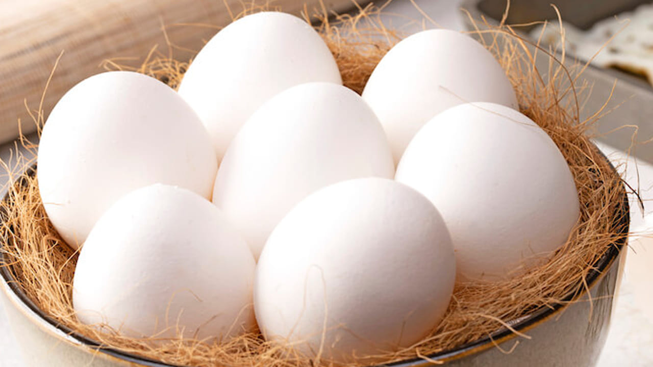 Eggs Cancer: వామ్మో.. గుడ్లు తింటే క్యాన్సర్ వస్తుందా..? అసలు రహస్యం ఏంటంటే..