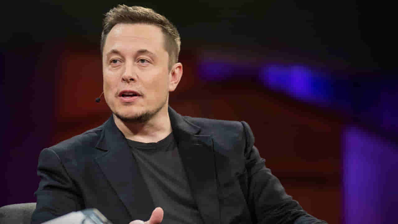 ఇండియన్స్ అమెరికాను పవర్ఫుల్గా మార్చారు..! అయితే ఇంకా టాలెంటెడ్ పీపుల్ కొరత ఉంది: మస్క్