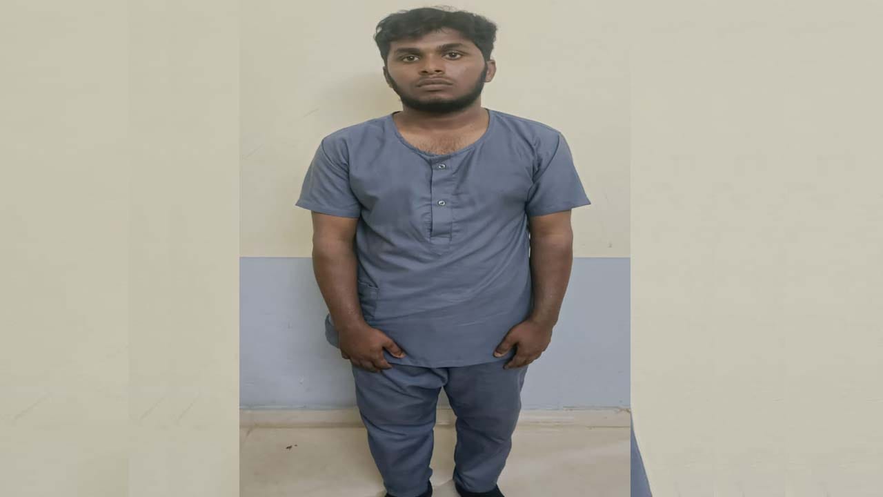 ఒంటిమీద తెల్లకోటు.. మెడలో స్టెతస్కోప్.. డాక్టర్ కావాలనుకున్నాడు.. కట్ చేస్తే..!