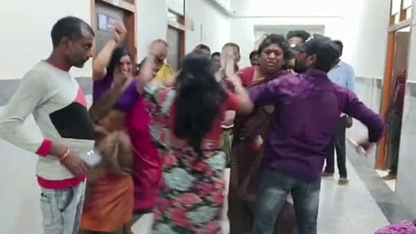 Andhra: అమ్మాయికి మొగుడు... అత్తకు యముడు... ఎక్కడంటే..