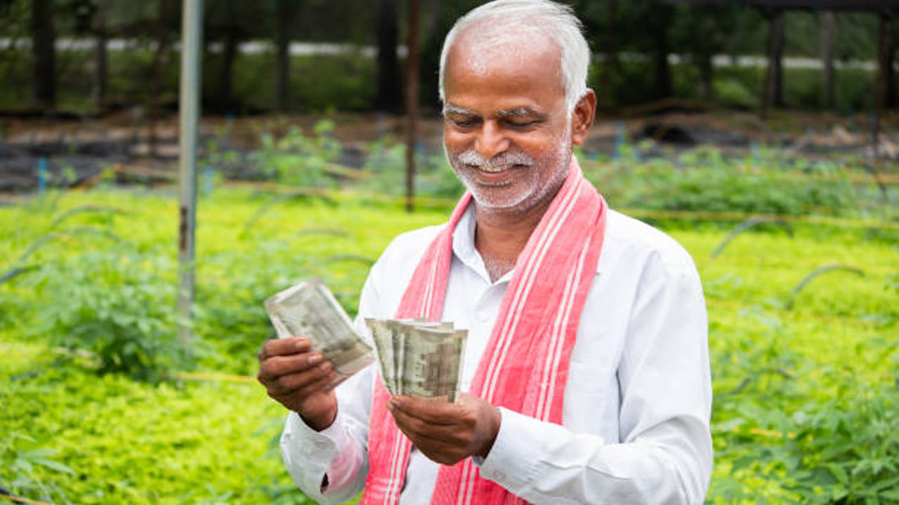 Farmers: రైతులందరికీ భారీ శుభవార్త.. నేడు అకౌంట్లోకి డబ్బులు.. చెక్ చేస్కోండి మరి