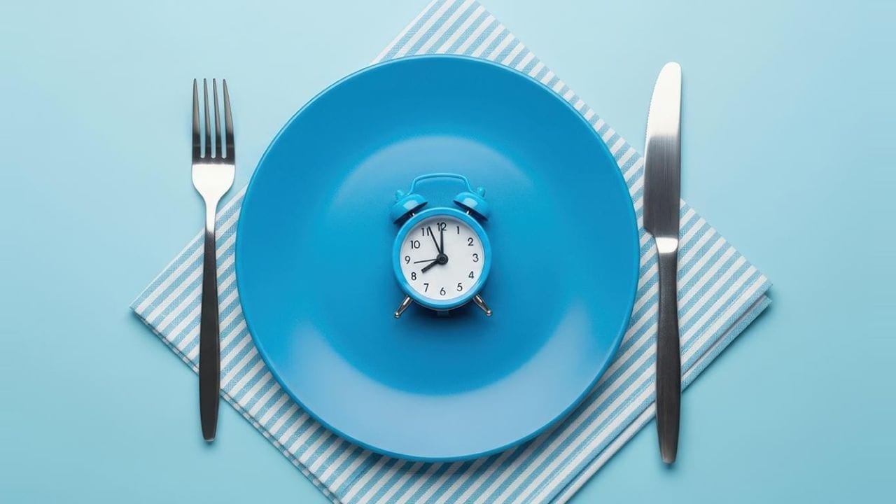 Fasting: ఉపవాసం ఉంటే శరీరంలో జరిగే మార్పులేంటి! ఎవరెవరు దూరంగా ఉండాలి?