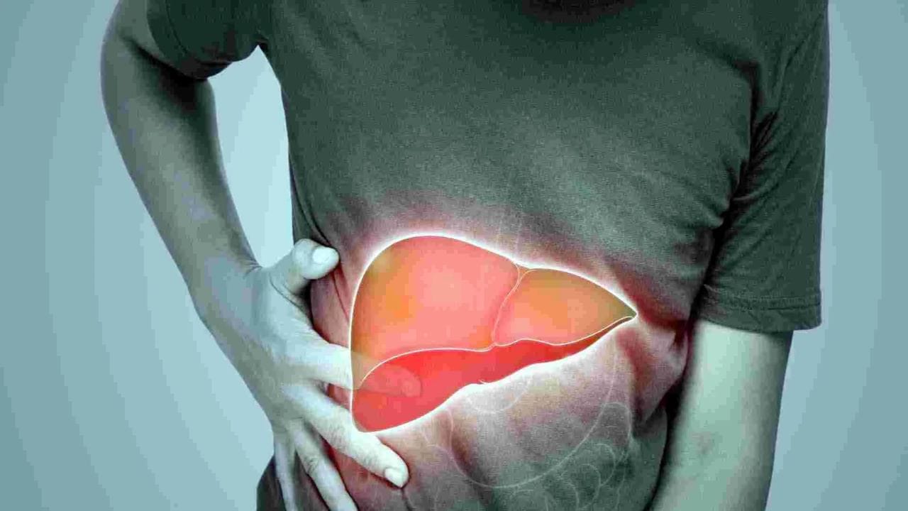 Health Tips: ఈ రెండు చిరుతిండ్లు తింటే కాలేయం ఖతమే.. జాగ్రత్త పడకపోతే మీ కథ కంచికే!