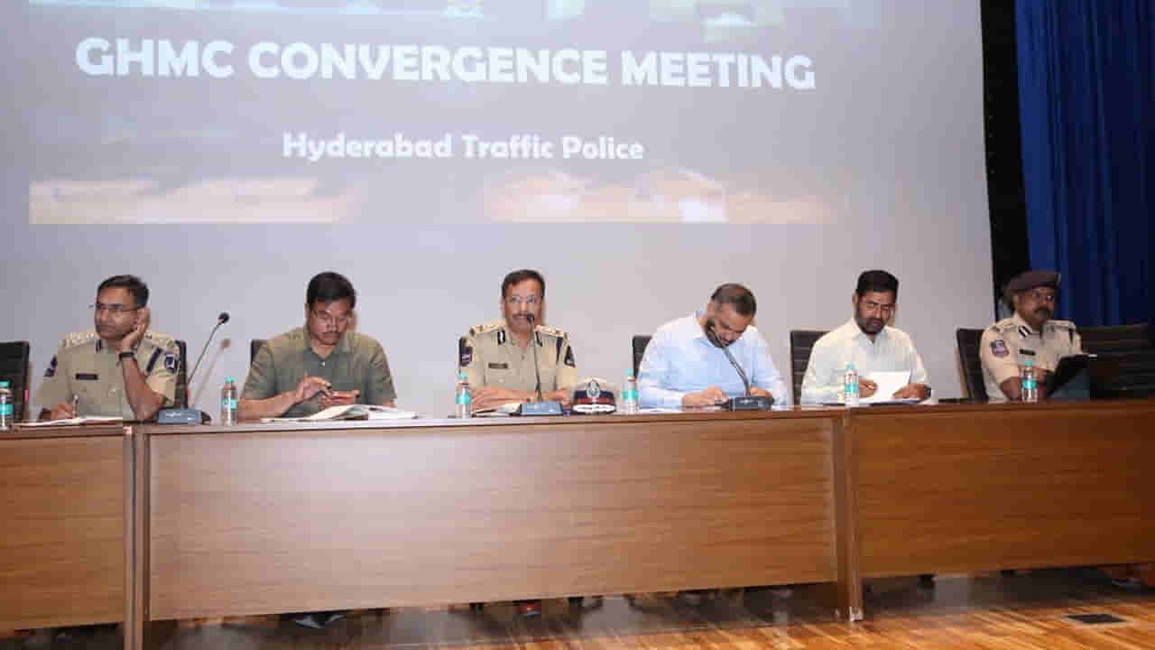 హైదరాబాద్ నగరవాసుల పార్కింగ్ కష్టాలకు చెక్! త్వరలోనే సరికొత్త యాప్.. పూర్తి వివరాలు ఇవే!