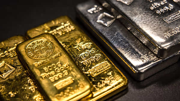 Gold-Silver: వామ్మో.! నెలలో ఏకంగా రూ. 82 వేలు జంప్.. విస్పోటనం మాములుగా లేదుగా.. ఇప్పుడే కోనేయండి