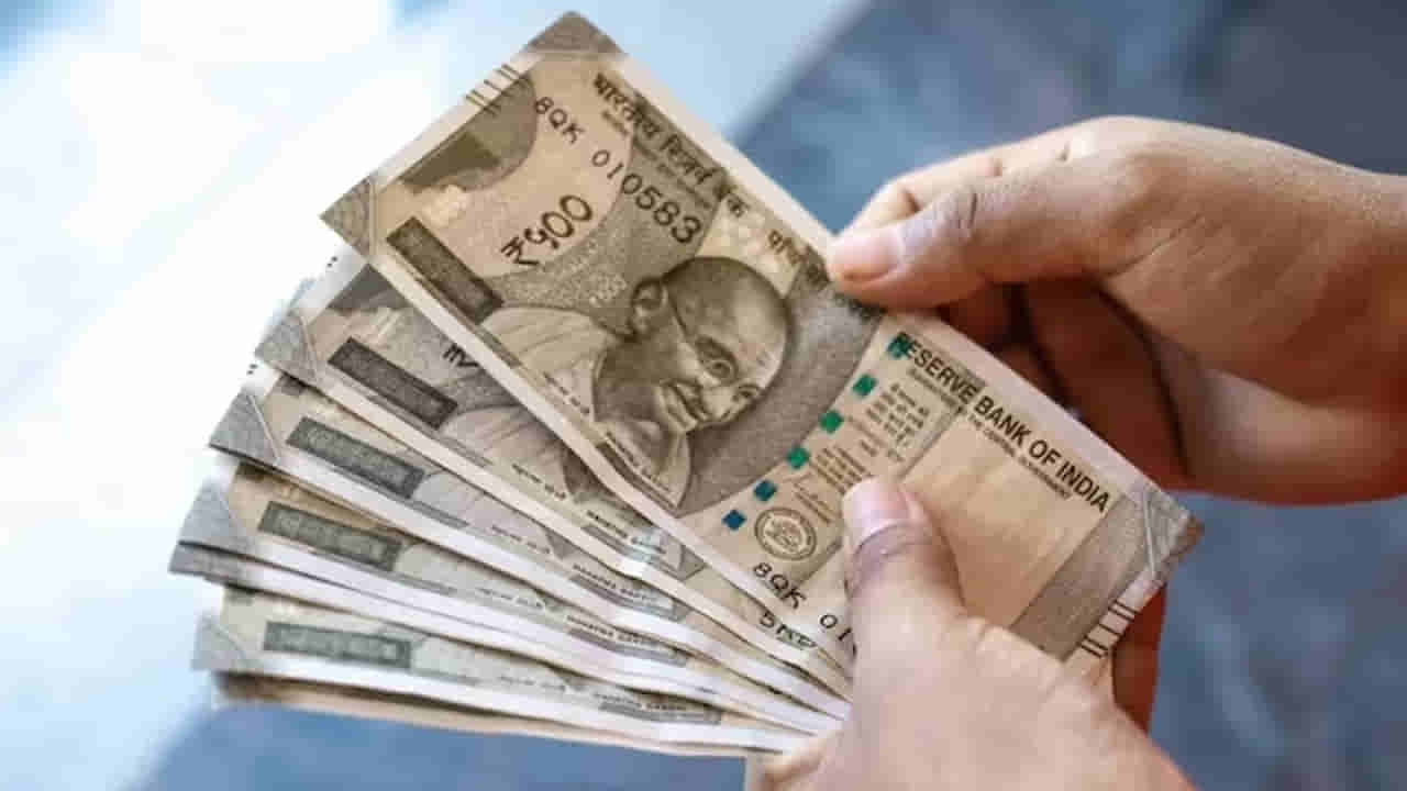 భవిష్యత్తులో డబ్బు చింత లేకుండా ఉండాలంటే.. 50, 30, 20 రూల్ను ఫాలో అయిపోండి!