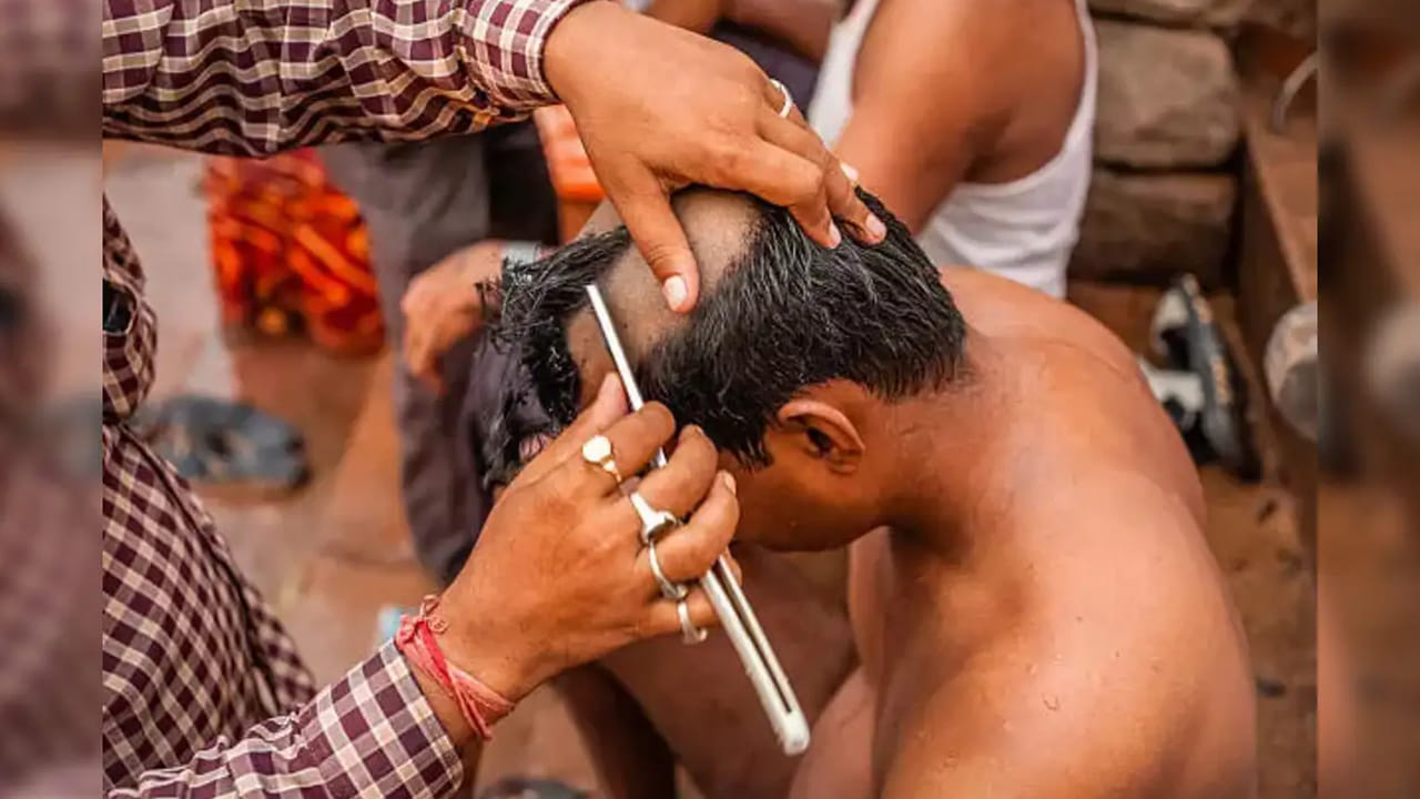 Garuda Purana: మరణించిన వ్యక్తి బంధువులలో ఎవరు తల గుండు చేయించుకోవాలి..?