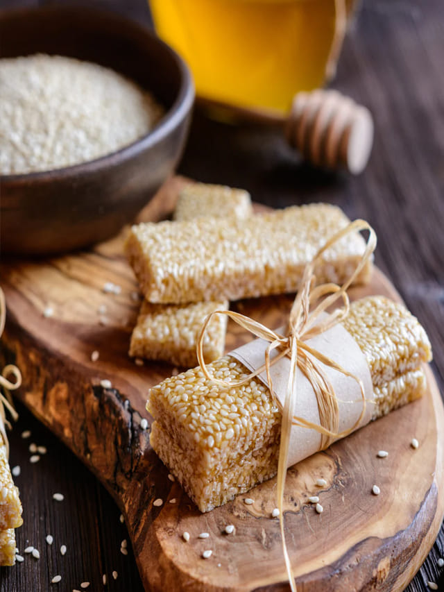 ఖాళీ కడుపుతో నువ్వులు, తేనె క‌లిపి తిన్నారంటే..