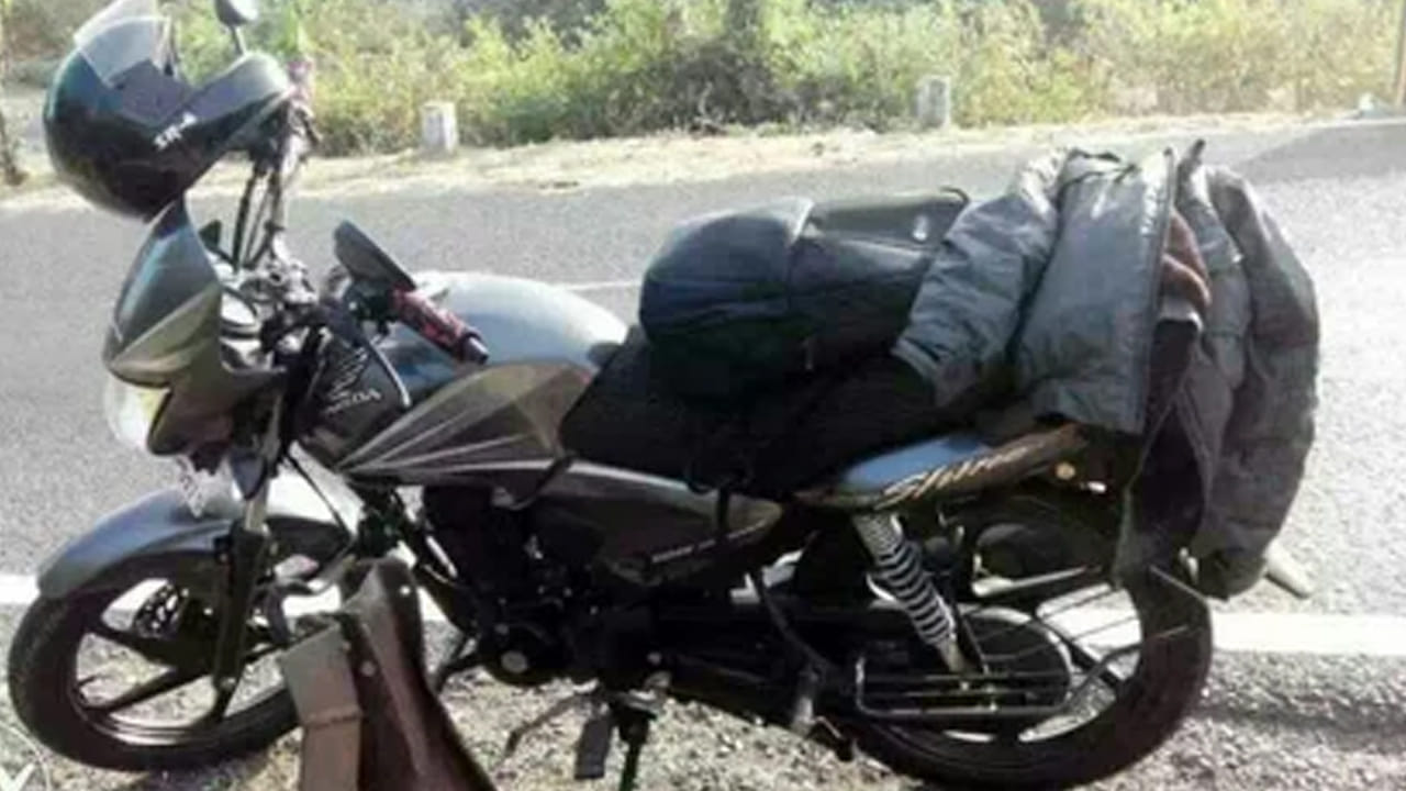 Hyderabad: అలా బైక్పై వెళ్తుంటే.. ఇలా మెడ తెగిపోయింది... సెకన్లలో ఏం జరిగిందంటే..?