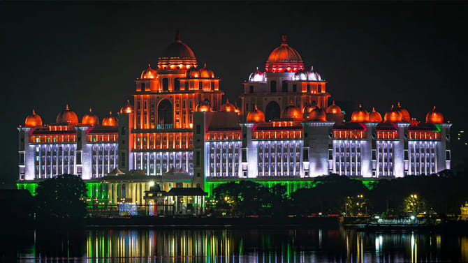 వన్ డే హైదరాబాద్ సిటీ టూర్.. బడ్జెట్‎లో తెలంగాణ టూరిజం ప్యాకేజ్..