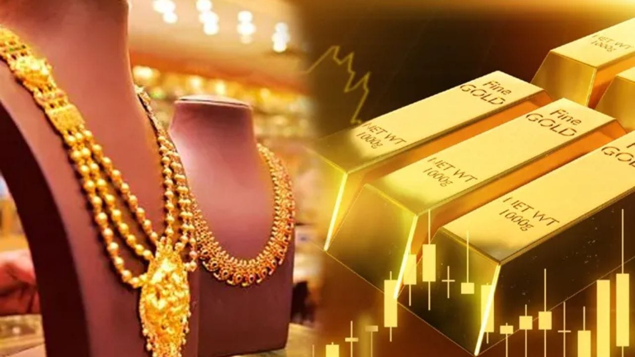 ఇక విశాఖపట్నం, కేరళ, కోల్‌కతా, బెంగళూరులో సైతం హైదరాబాద్‌ తరహా రేట్టు కొనసాగుతుండగా.. అటు దేశరాజధాని ఢిల్లీలో మాత్రం 24 క్యారెట్ల తులం బంగారం ధర రూ.1,41,370గా కొనసాగుతుంది. 22 క్యారెట్ల తులం బంగారం రూ.1,29,600గా కొనసాగుతుంది. ఇక చెన్నైలో 24 క్యారెట్ల బంగారం రూ.141820గా కొనసాగుతుండగా, 22 క్యారెట్ల బంగారం రూ.1,30,000లకు చేరుకుంది  