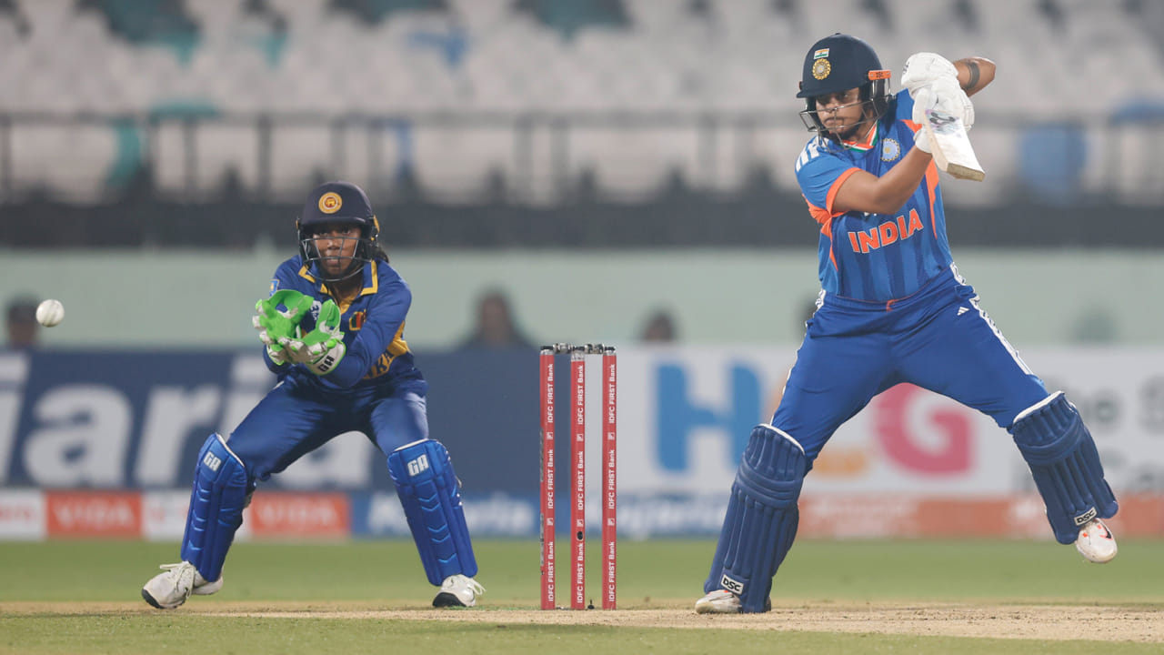 INDW vs SLW 2nd T20I: షెఫాలీ తుఫాన్ హాఫ్ సెంచరీ.. రెండో టీ20లోనూ టీమిండియాదే విజయం..