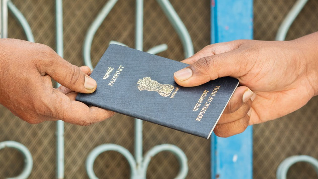 Indian Citizenship: రోజుకు 426 మంది గుడ్‌బై.. పౌరసత్వం వదులుకుంటున్న భారతీయులు.. ఎందుకంటే..