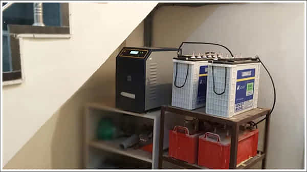 Inverter Battery: మీ ఇంట్లో ఇన్వర్టర్ను వాడుతున్నారా? ఈ పొరపాట్లు అస్సలు చేయకండి!