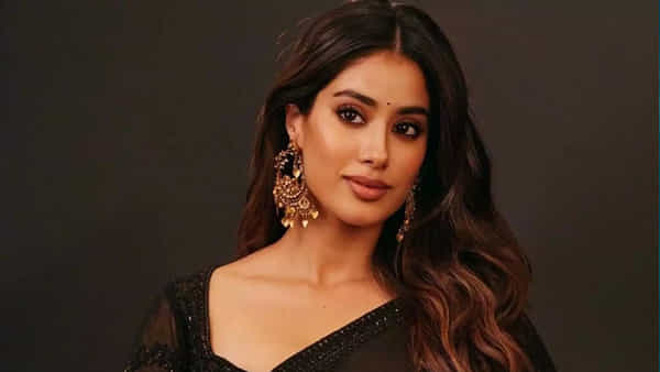 Janhvi Kapoor: అందరూ కచ్చితంగా చూడాల్సిన సినిమా.. ఓటీటీ టాప్ ట్రెండింగ్ మూవీపై జాన్వీ ప్రశంసలు