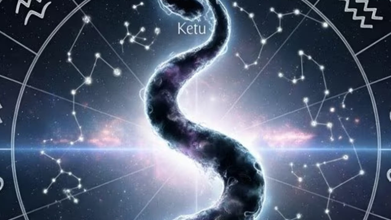 జ్యోతిష్యశాస్త్రంలో కేతు గ్రహానికి ప్రత్యేక స్థానం ఉంటుంది. ఈ గ్రహం గత జన్మలోని కర్మలకు ప్రతినిధిగా ఉంటుంది. దీని వలన జీవితంలో అకస్మాత్తుగా మార్పులు రావడం జరుగుతుంది.  కేతు ప్రభావం ఉన్నవారు అనేక సమస్యలు ఎదుర్కుంటారు. దీని వలన కుటుంబంలో కలహాలు, ఆర్థిక ఇబ్బందులు, ఆఫీసులో సీనియర్ అధికారుల నుంచి ఒత్తిడి, ఉద్యోగం దొరకకపోవడం వంటి అనేక ఇబ్బందులు ఎదురు అవుతాయి. అయితే 2026లో మూడు రాశులపై కేతు చెడు దృష్టి ఉండనున్నదంట. ఇంతకీ ఆ మూడు రాశులు ఏవి అంటే?