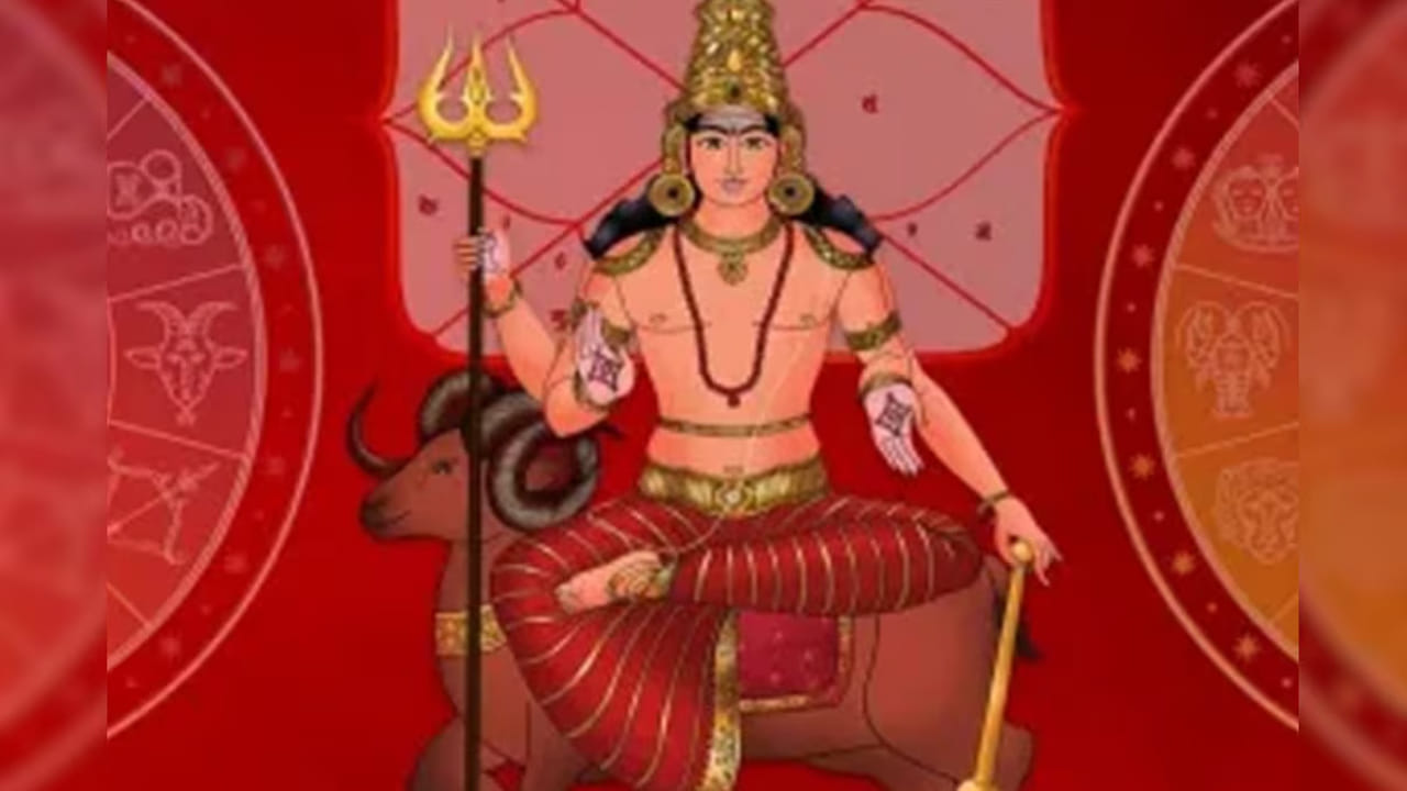 అంతే కాకుండా, ఎవరి జాతకంలో అయితే  కుజుడు బలహీనంగా ఉంటాడో వారు ఉద్యోగాన్ని కోల్పోవడం, ఉద్యోగ ప్రయత్నాల్లో ఆటంకాలు ఎదురు అవ్వడం, వివాహ ప్రయత్నాలు ఫలించక పోవడం, ఆర్థిక సమస్యలు, కుటుంబ సమస్యలు ఎదురు అవుతుంటాయి. అంతే కాకుండా వీరు ఏది అనుకుంటారో, అది అస్సలే జరగదంట. అందుకే జాతకంలో కుజదోషం ఉన్నవారు తప్పకుండా తగు జాగ్రత్తలు పాటించాలని చెబుతున్నారు పండితులు.