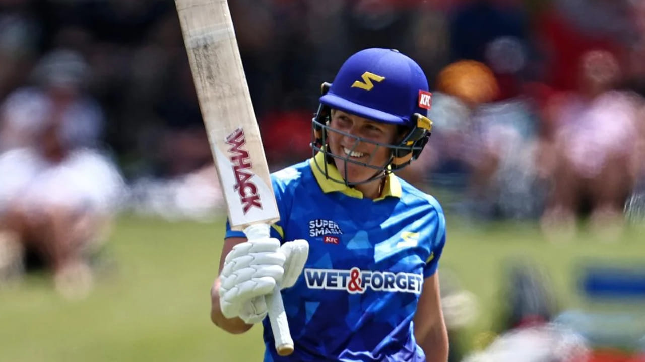 Laura Harris: 15 బంతుల్లోనే 50..మైదానంలో బౌలర్ల ఊచకోత..ప్రపంచ రికార్డు సమం చేసిన ఆస్ట్రేలియా క్రికెటర్