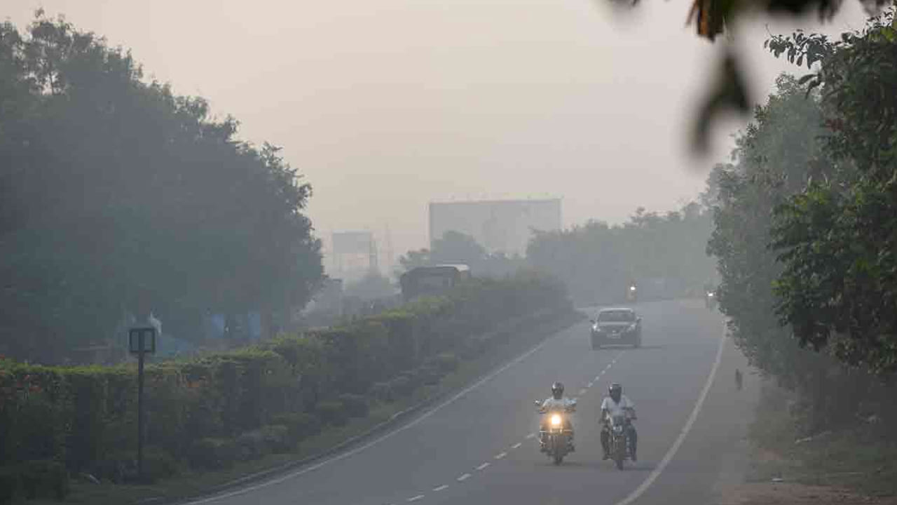 Telangana: వచ్చే రెండు రోజులు చాలా జాగ్రత్త.! బాంబ్ పేల్చిన వాతావరణ శాఖ.. లేటెస్ట్ వెదర్ రిపోర్ట్