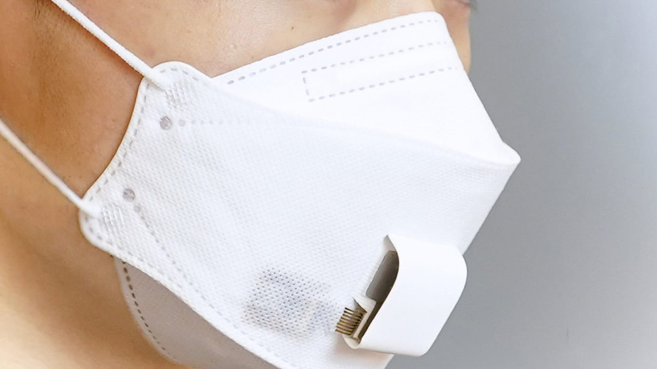 తీసుకోవలసిన నివారణ చర్యలు: వాతావరణ మార్పు మానవ ఆరోగ్యంపై భారీ ప్రభావాన్ని చూపుతుంది. మనం దానిని నివారించాలనుకుంటే, దాని గురించి అవగాహన, విద్య, ముందు జాగ్రత్త చర్యలు, తగిన వైద్య సౌకర్యాలు, వాయు కాలుష్యం గురించి ప్రజలలో అవగాహన కల్పించడం చాలా ముఖ్యం.