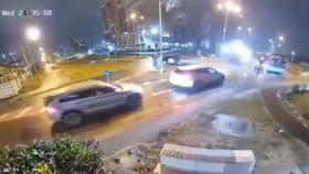 Viral Video: ఇసొంటి కారు ప్రమాదం చూసి ఉండరు...