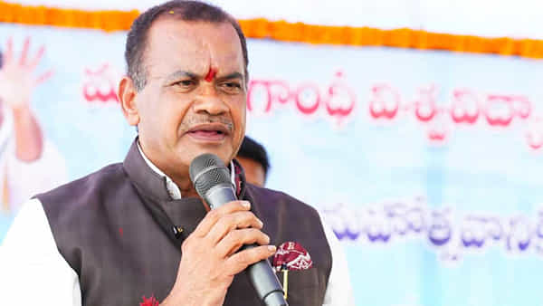 Komati Reddy: బలగం తర్వాత నా మనసుకు నచ్చిన సినిమా ఇదే.. మంత్రి కోమటి రెడ్డి ప్రశంసలు