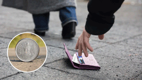 రోడ్డుపై డబ్బులు దొరికితే అదృష్టమా..?