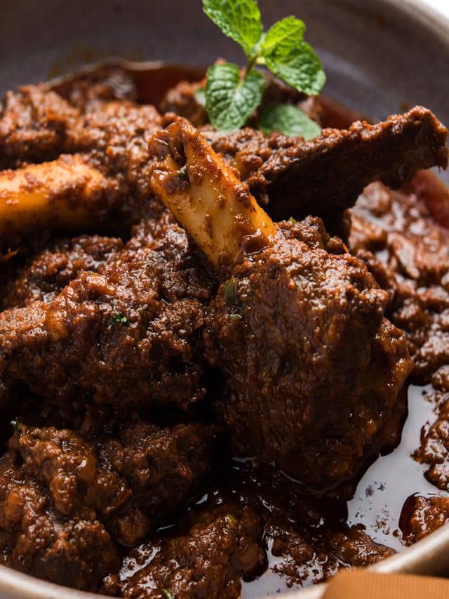 డేంజర్ గురూ.. వీరు పొరపాటున కూడా మటన్ తినకూడదు!