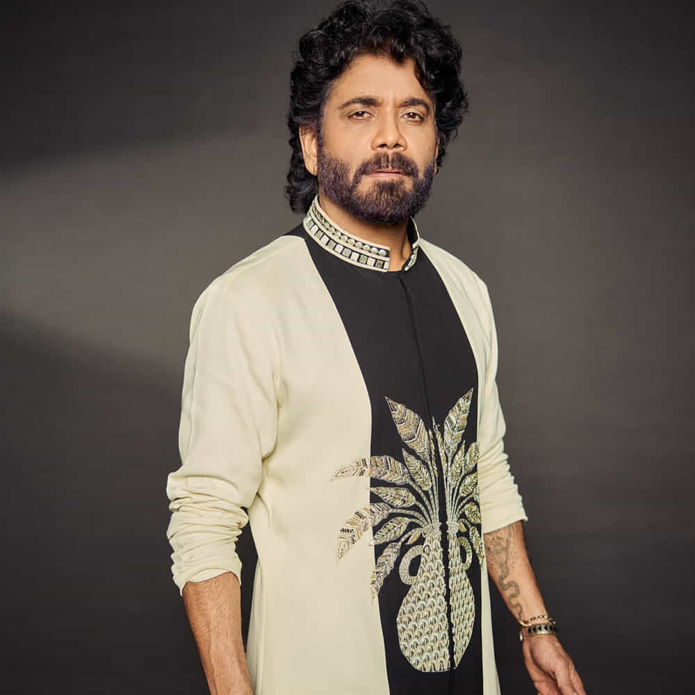 ఆ రెండు జంటలను చూస్తుంటే తనకు ఎంతో సంతోషంగా ఉందని తెలిపారు. ఇన్నా్ళ్లు హీరోగా నటించిన నాగ్.. ఇప్పుడు పాత్ర నచ్చితే విలన్ రూల్స్ సైతం చేస్తున్నారు. ఇటీవలే కుబేర, కూలీ చిత్రాలతో ఆకట్టుకున్నారు. ప్రస్తుతం తన 100వ సినిమా పనుల్లో బిజీగా ఉన్నారు. 