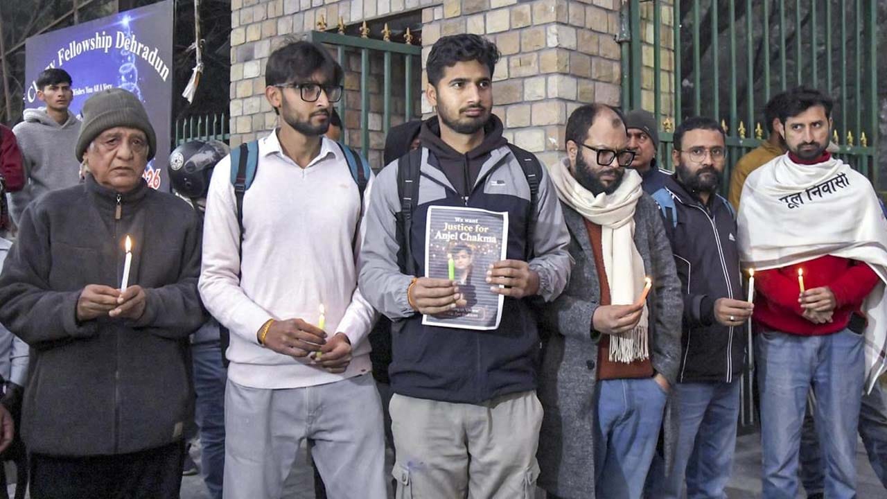 ఈశాన్య భారతంలో దారుణం.. డెహ్రాడూన్లో త్రిపుర విద్యార్ధి కొట్టి చంపిన దుండగులు..!