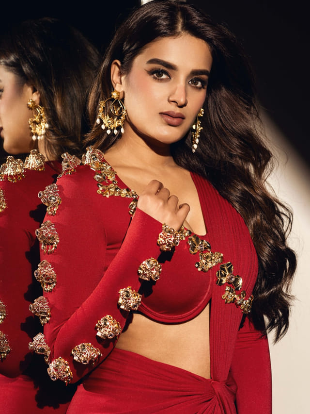 అందం కోసం నేను ఏం తింటానంటే.. అసలు విషయం చెప్పిన నిధి అగర్వాల్..