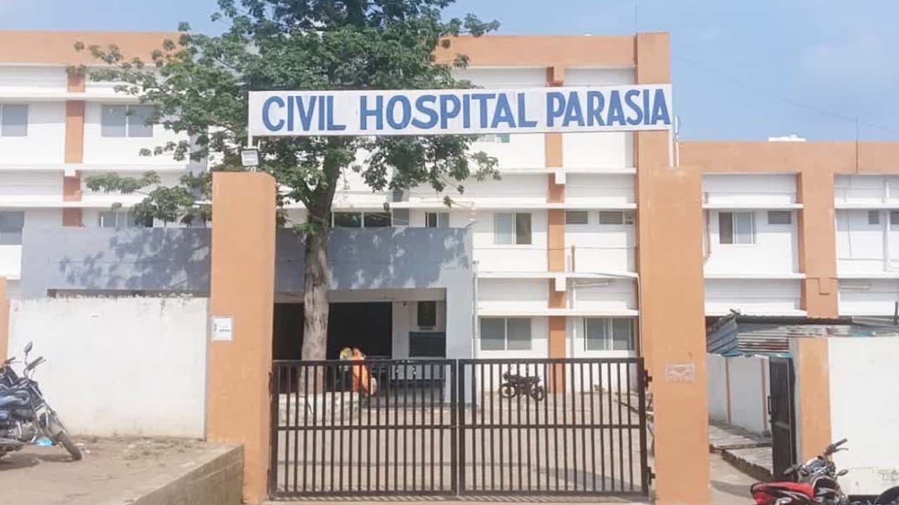 టాయిలెట్ నుంచి ఎంతకు వెళ్లని మురికి నీరు.. తీరా చూస్తే షాకింగ్ సీన్..!