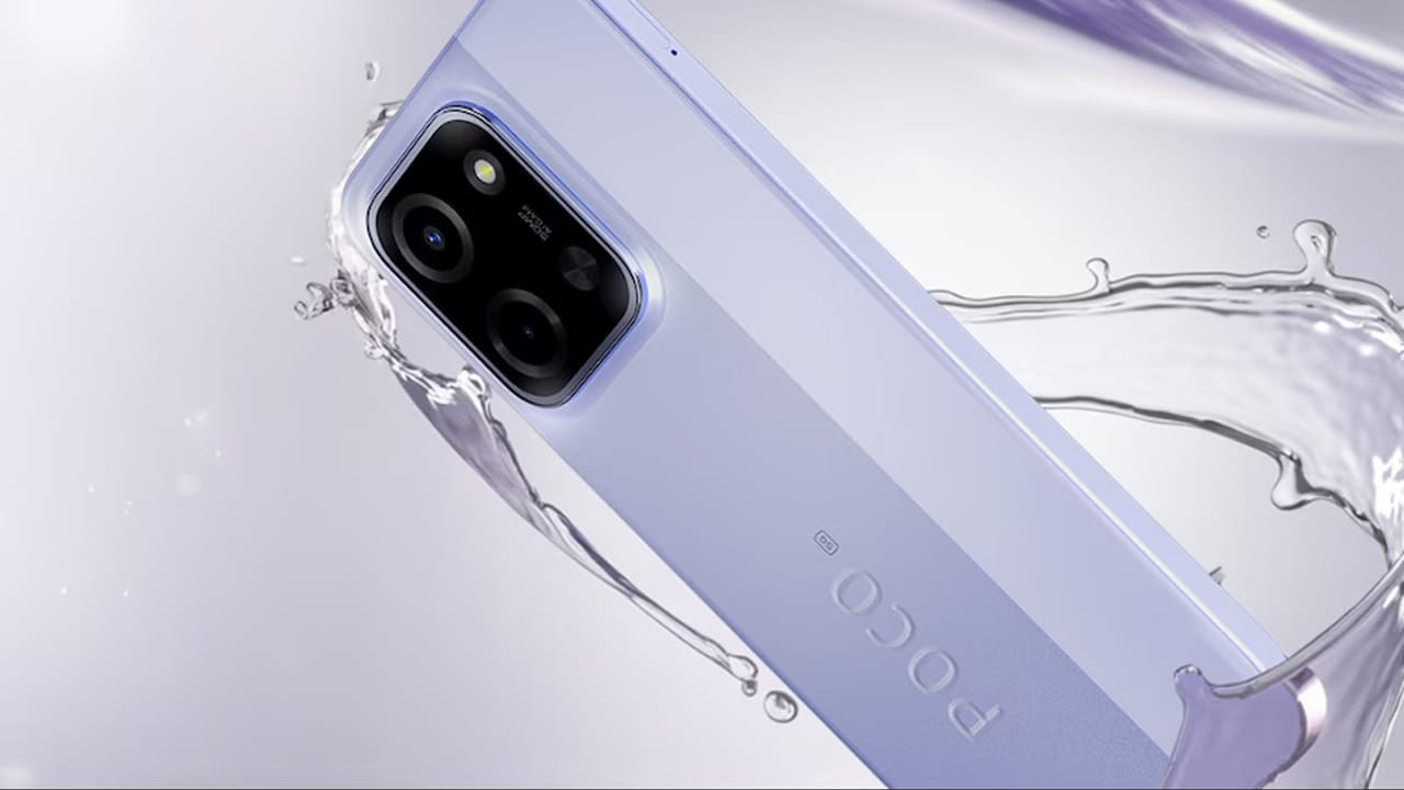 ఈ ఫోన్కు ఐపీ 64 రేటింగ్ ఉంది. అంటే మీ ఫోన్ను దుమ్ము, వాటర్ నుంచి రక్షిస్తుంది. ఇక 8జీబీ వరకు LPDDR4x RAM, 128GB UFS 2.2 ఆన్బోర్డ్ స్టోరేజ్ ఉంది. మైక్రో ఎస్డీ కార్డుతో మీరు దీనిని విస్తరించుకోవచ్చు.