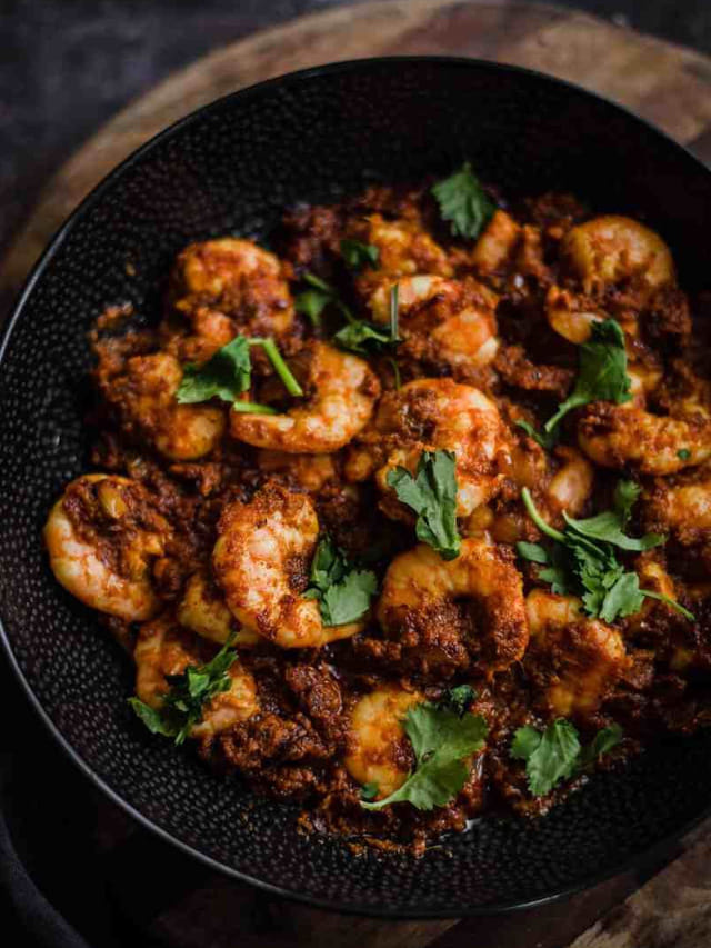 రొయ్యలతో డిఫరెంట్ స్టైల్ రెసిపీస్.. మీ ఇంట్లోనే చేసుకోండిలా..