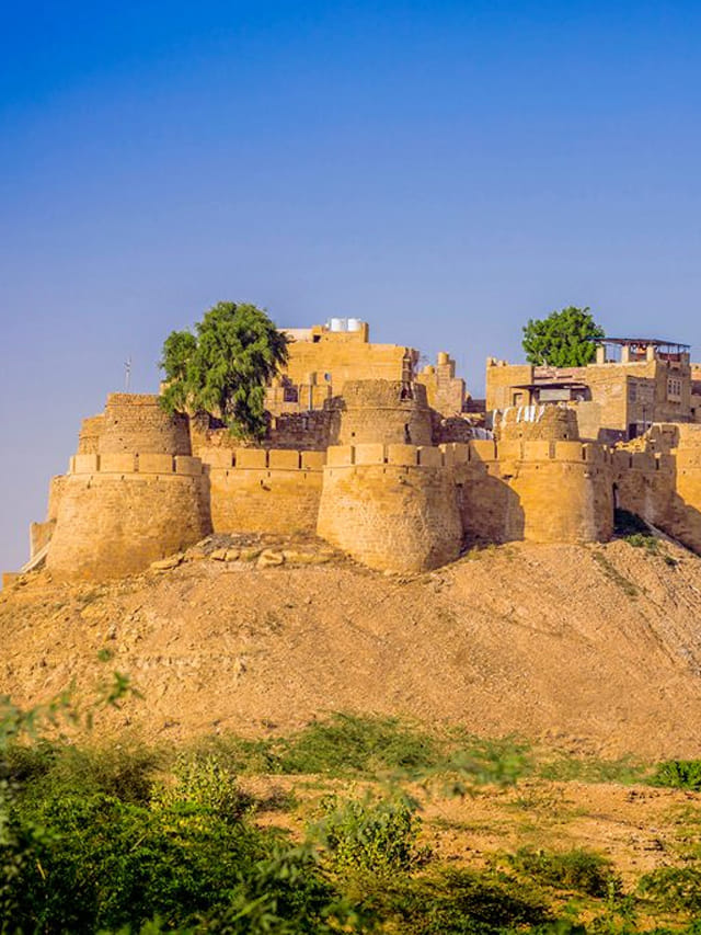 రాజస్థాన్‌లోని ఈ కోటలు మహాద్భుతం.. వింటర్ టూర్‎కి బెస్ట్..