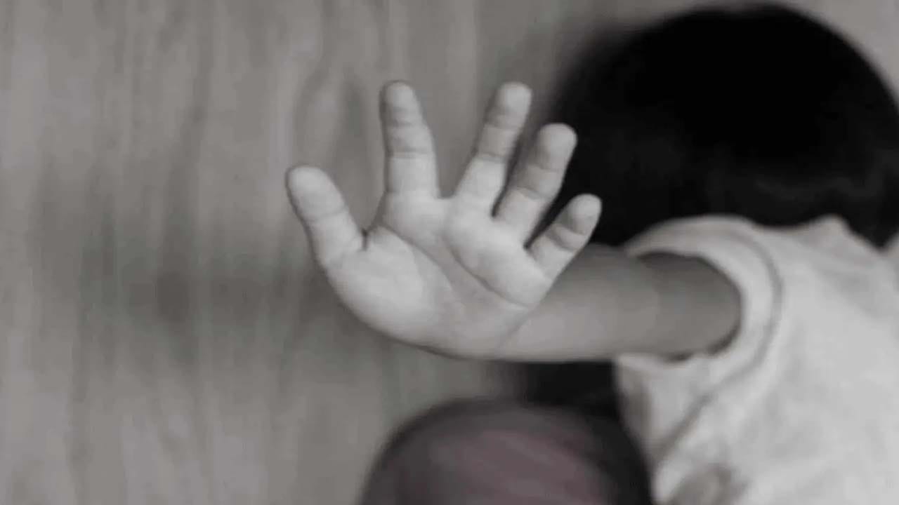 మరో నిర్భయ లాంటి ఘటన.. ఆరేళ్ల చిన్నారి ప్రైవేట్ భాగాల్లోకి రాడ్ చొప్పించి దారుణం..!