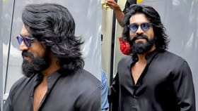 యంగ్ బ్యూటీ పేరు మర్చిపోయి.. స్టేజ్ మీద అడ్డంగా బుక్కైన రామ్‌చరణ్