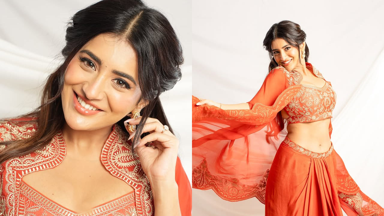 ఈ మధ్య ఈ బ్యూటీ హీరో రాజ్ తరుణ్ సరసన పాంచ్ మీనార్ మూవీలో నటించిన విషయం తెలిసిందే. సినిమాలే కాకుండా ఈ బ్యూటీ వెబ్ సిరీస్ చేస్తూ ఫుల్ బిజీగా గడిపేస్తుంది. 3 రోజెస్ అనే వెబ్ సీరీస్ సీజన్లో ఈ బ్యూటీ కీలక పాత్రలో కనిపించి మెప్పించనుంది.