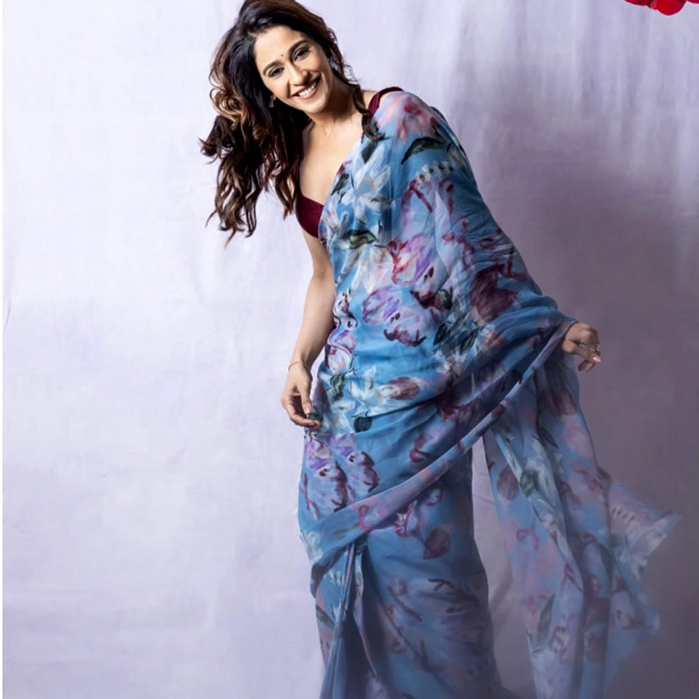 ఇక తెలుగులో వరుసగా సినిమాలు చేసి మెప్పించింది రెజీనా అయినా కూడా ఆశించిన స్థాయిలో గుర్తింపు మాత్రం తెచ్చుకోలేకపోయింది ఈ అమ్మడు. స్టార్ హీరోల సినిమాల్లో కనిపించినప్పటికీ లాభం లేకుండా పోయింది. 