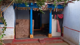 ఇంటికి తిరిగొచ్చిన భార్యకు ఊహించని షాక్..