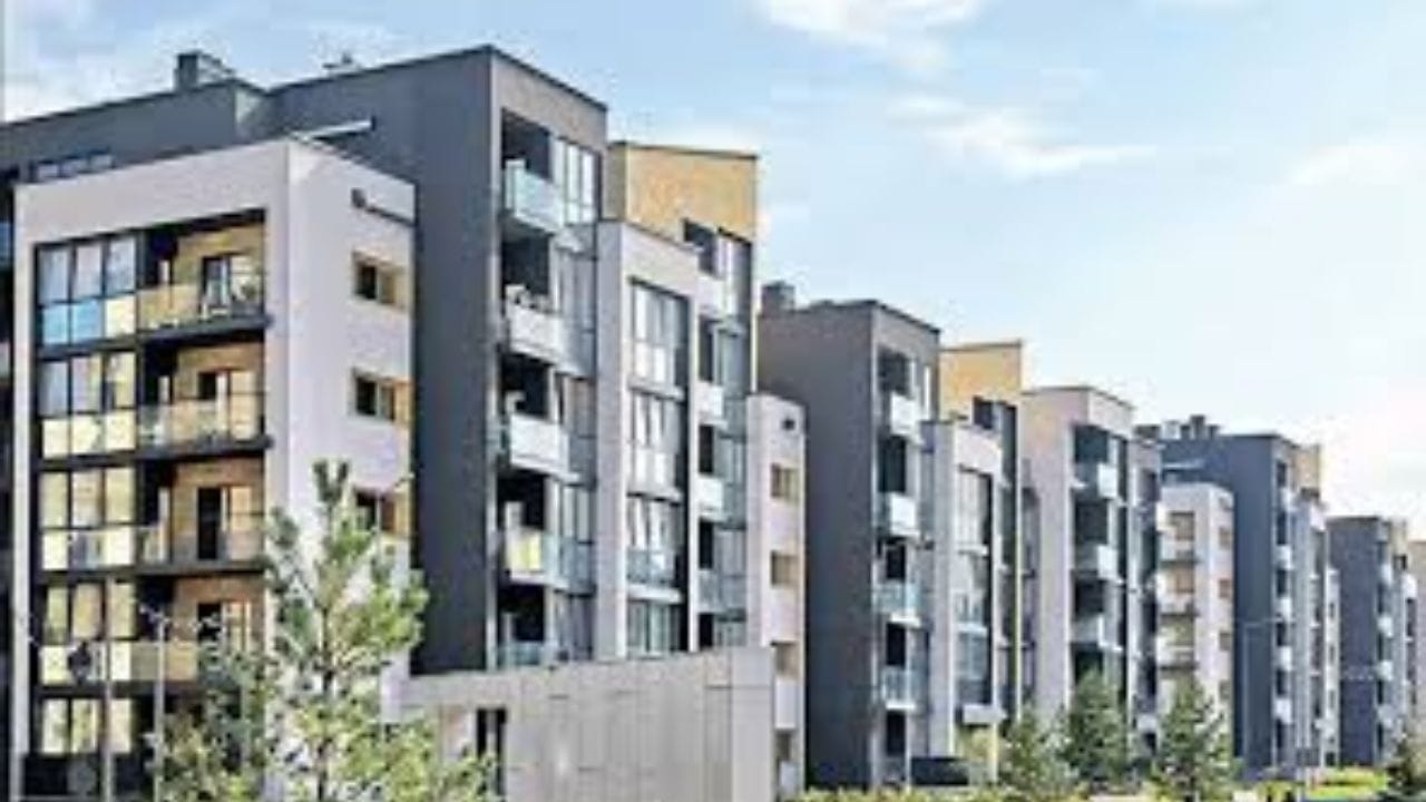 Watch Video: ఈ వీడియో చూశాక.. లక్కంటే ఈ బుడ్డోడిదే అనాల్సిందే..