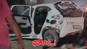 అతివేగం ముగ్గురి ప్రాణాలు తీసింది..!