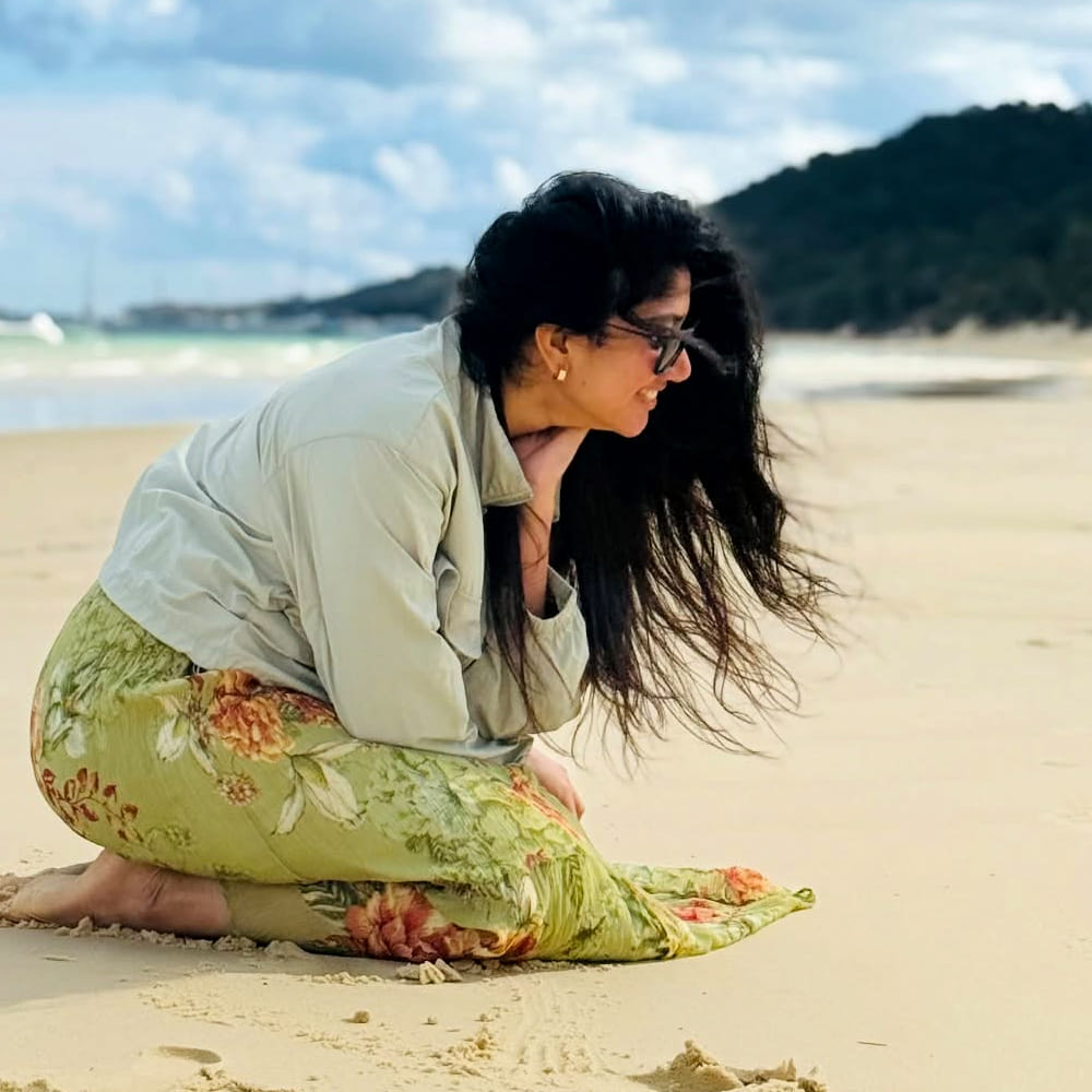 సాయి పల్లవి.. తెలుగు ప్రేక్షకుల హృదయాల్లో స్థానం సంపాదించుకుంది ఈ అందాల భామ. చేసింది తక్కువ సినిమాలే కానీ స్టార్ హీరోయిన్ లిస్ట్ లో చేరిపోయింది ఈ వయ్యారి భామ. పేరుకే మలయాళ ఇండస్ట్రీ నుంచి వచ్చింది కానీ తెలుగు అమ్మాయిలా అలరిస్తుంది సాయి పల్లవి. 