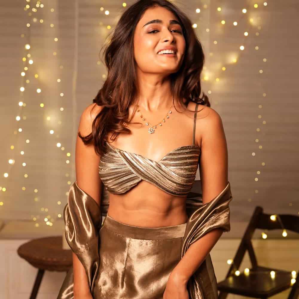 ఇటీవల అమీర్ ఖాన్ తనయుడితో మహారాజ్ అనే సినిమాతో ప్రేక్షకుల ముందుకు వచ్చి.. మంచి హిట్ సాధించింది. నెట్ఫ్లిక్స్లో ఈ సినిమా అద్భుత రెస్పాన్స్ సాధించింది. ఇక ఈ చిత్రంలో షాలినీ పాండే నటనకు గానూ మంచి మార్కులు పడ్డాయి.