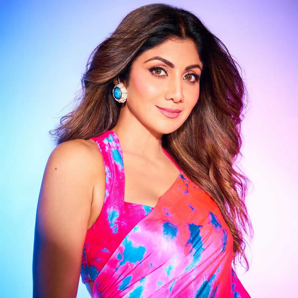 ఇటీవల ఓ ఇంటర్వ్యూలో పాల్గొన్న శిల్పా... తాను ఓ హీరోను ప్రాణంగా ప్రేమించానని... కానీ అతడు తనను మోసం చేసి మరో అమ్మాయితో ఎఫైర్ కొనసాగించాడని తెలిపింది. అప్పటి నుంచి ఆ హీరోతో కలిసి నటించడం మానేశానని తెలిపింది.