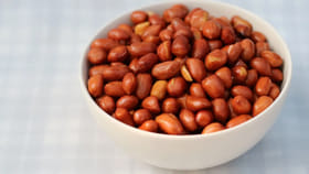 పల్లీలు వీరికి విషంతో సమానం.. తినేముందు ఈ విషయాలు తప్పక..