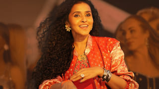 Smitha Songs: మసక మసక చీకటిలో.. 90’s రొమాంటిక్ సాంగ్.. కొత్త వెర్షన్ విన్నారా..?