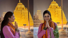 శ్రీశైలం మల్లన్న సేవలో స్టార్ యాంకర్ శ్రీముఖి.. ఫొటోస్ ఇదిగో