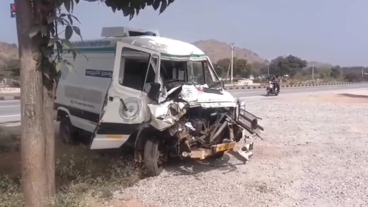 అయ్యో దేవుడా.. మాటలకందని విషాదం.. చావులోనూ వీడని తల్లీబిడ్డ బంధం.. పురుడుపోసిన కాసేపటికే..